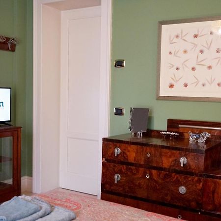 בארי Appartamento Di Fronte Al Mare By Apulia Accommodation מראה חיצוני תמונה