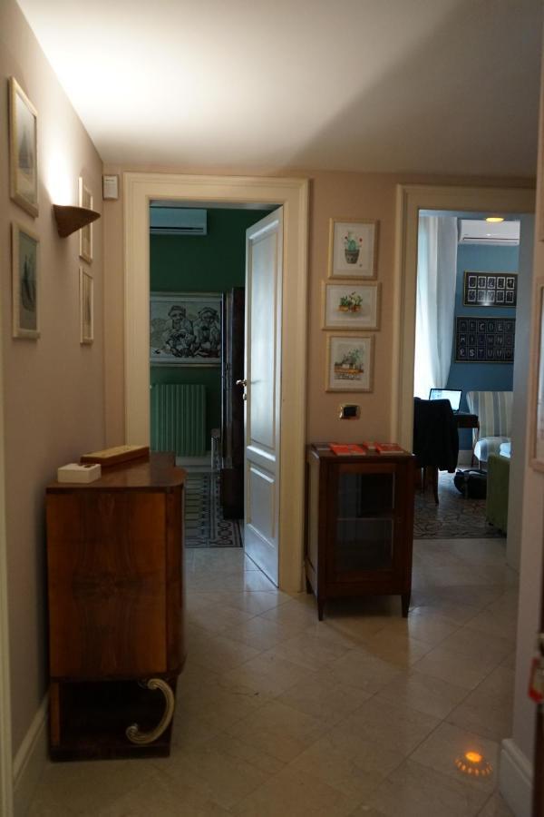 בארי Appartamento Di Fronte Al Mare By Apulia Accommodation מראה חיצוני תמונה