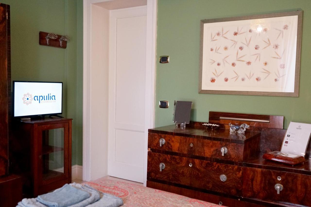 בארי Appartamento Di Fronte Al Mare By Apulia Accommodation מראה חיצוני תמונה