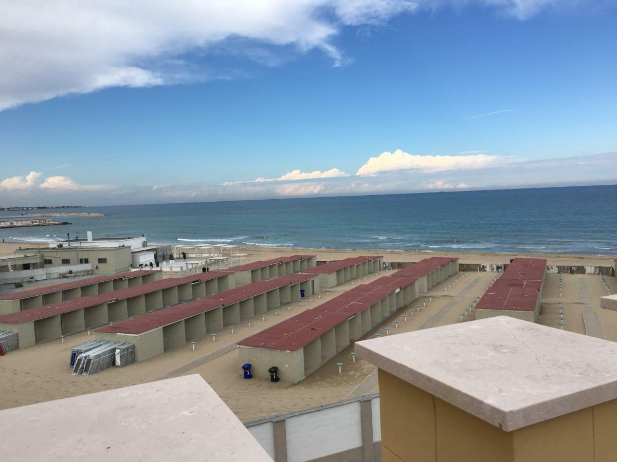 בארי Appartamento Di Fronte Al Mare By Apulia Accommodation מראה חיצוני תמונה